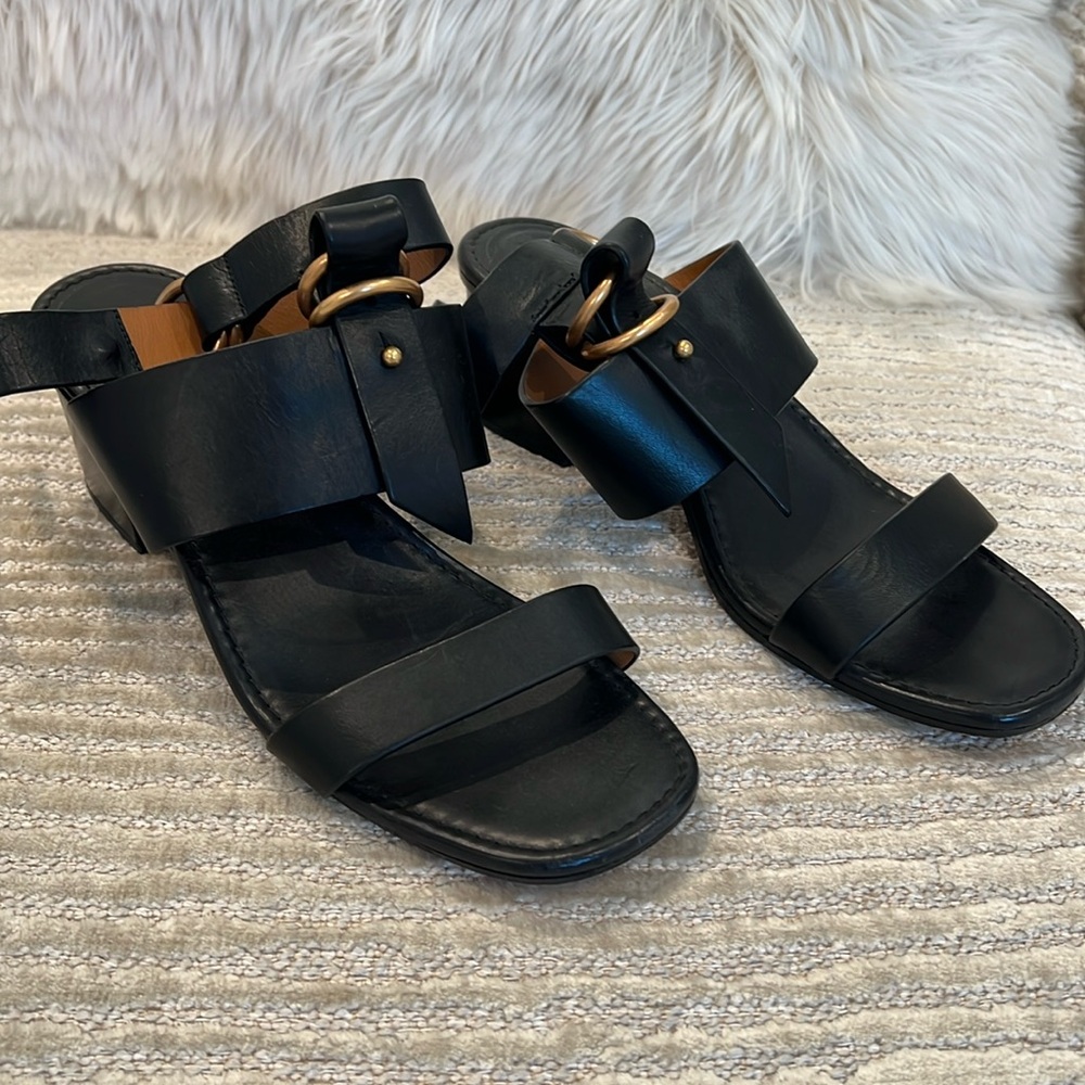 Chloe sandals
